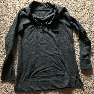 Gray Loft sweatshirt (M)